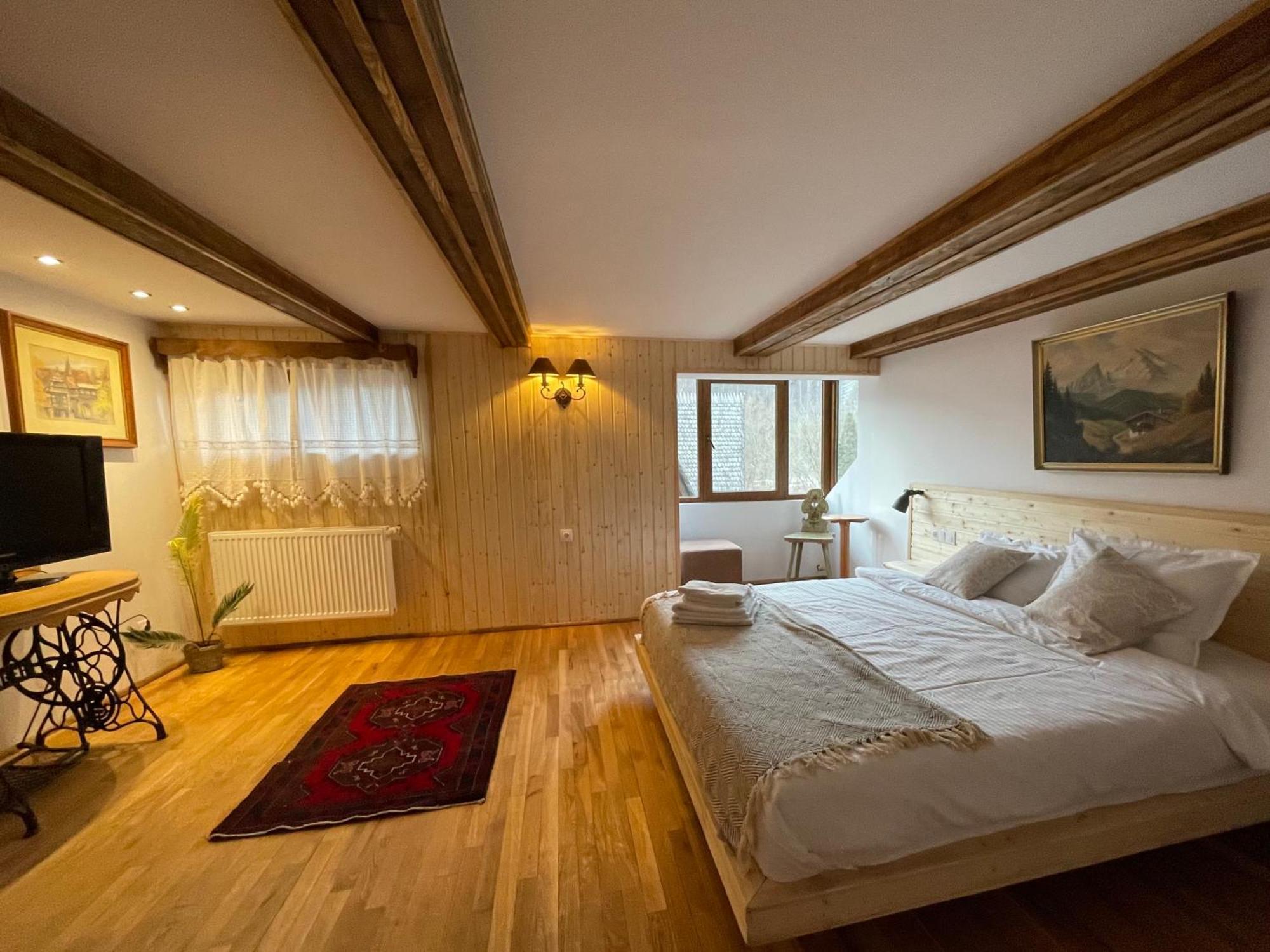 Casa Ieud - Catun Villa Sinaia Luaran gambar
